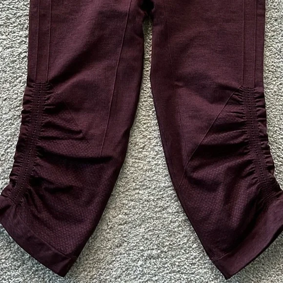 Lululemon Awakening Crop - Picture 3 of 7